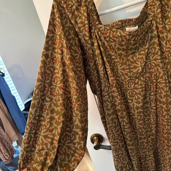 Universal Thread Dress - Picture 3 of 3